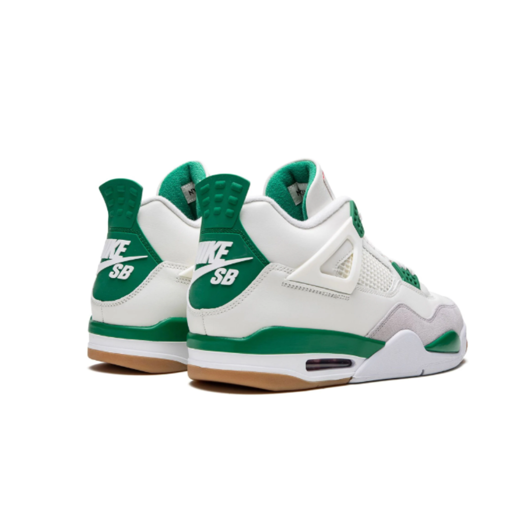 ⁦Jordan 4 SB Pine Green Sneakers -גורדן 4⁩ – תמונה ⁦3⁩