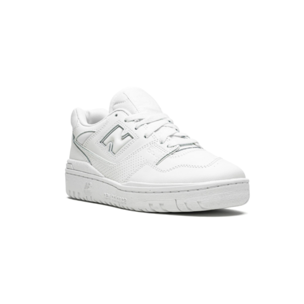 ⁦New Balance 550 Triple White - ניו באלנס⁩ – תמונה ⁦2⁩